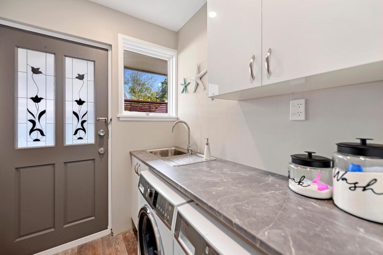 Leave Of Absence - Christchurch Holiday Home Εξωτερικό φωτογραφία